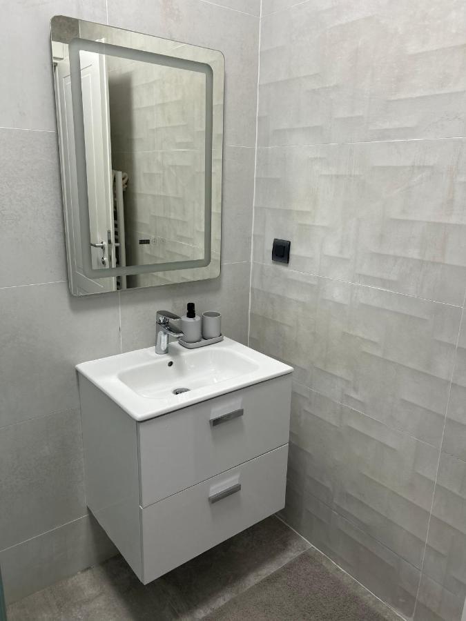 Studio Mamaia-Seaonbeach-By Mihaela Exterior photo